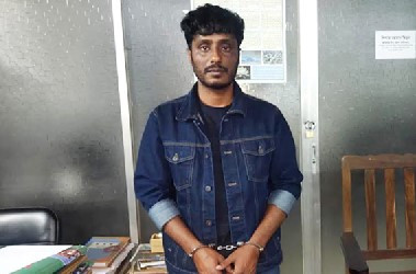 প্রতারণা করে যেভাবে ফাঁদে ফেলতেন এহসান